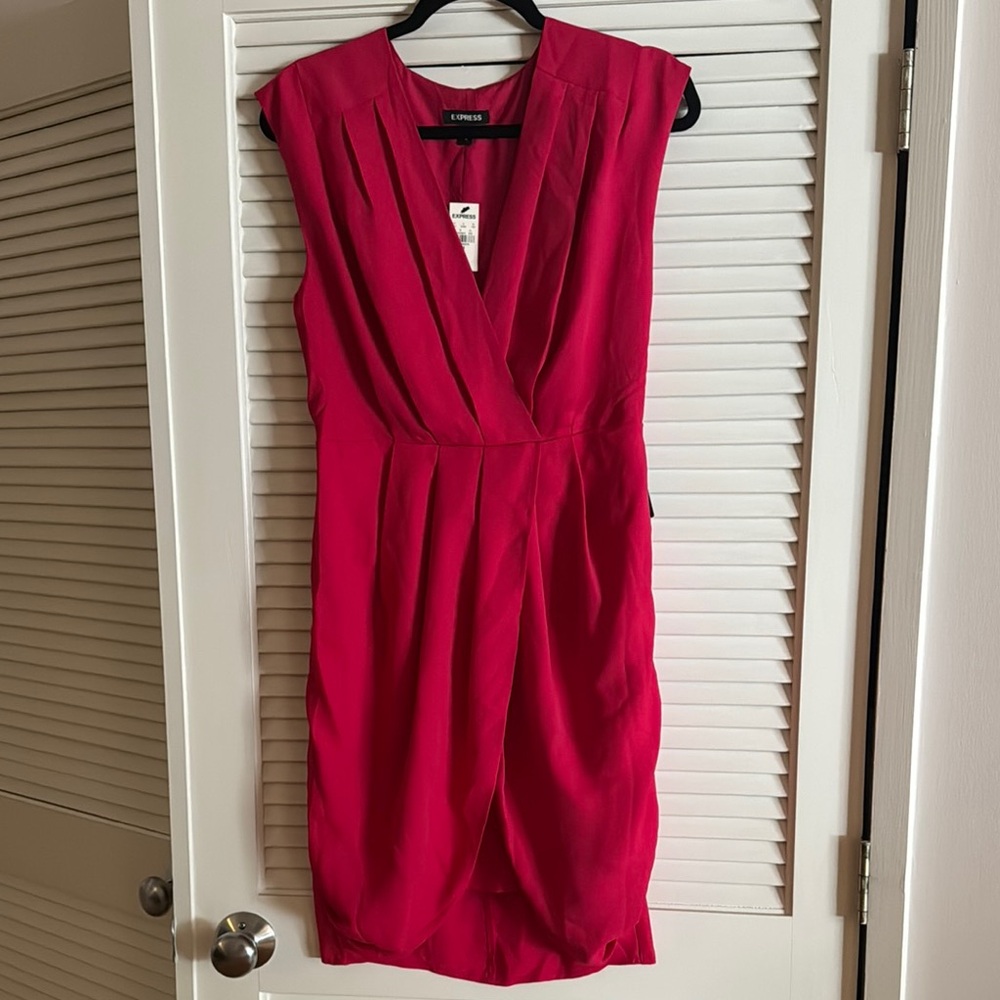 Express Pink Ruched V-Neck Sheath Midi Dress